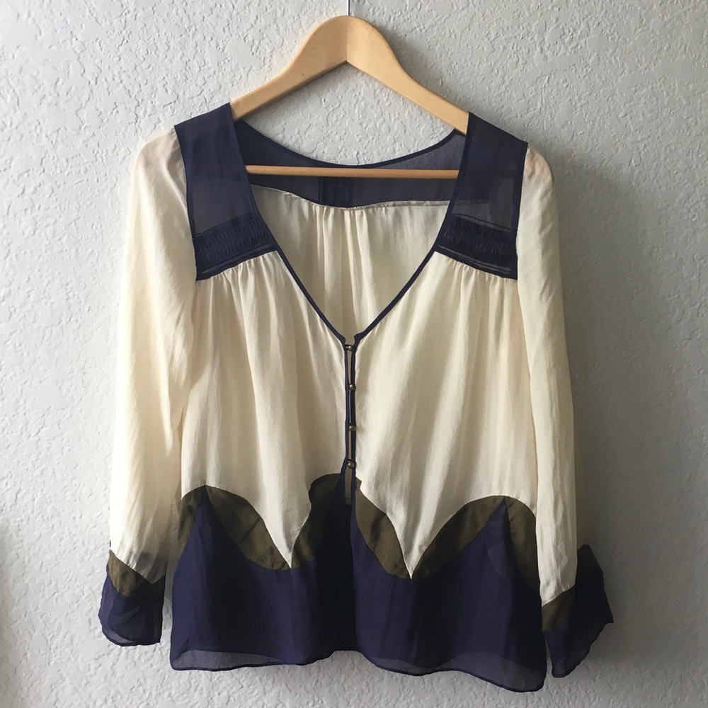 Macphee Women’s Blouse